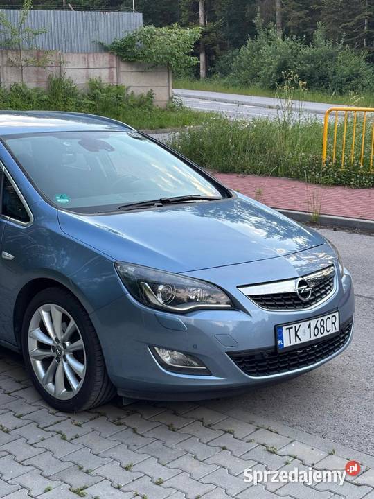 Opel Astra J 14 Turbo 140 2010 BenzynaLPG 4/5 świętokrzyskie Jaworze