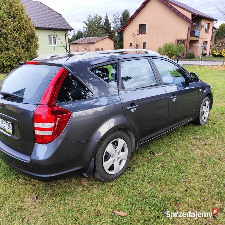 Kia Ceed 2009 14 Benzyna 109 koni 212082 Targowisko sprzedam