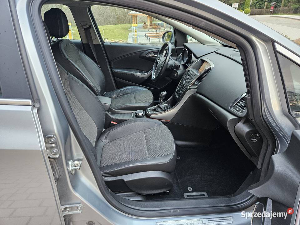 Astra J Cosmo 2009r 17cdTi Niski Przebieg Salon diesel Ryglice