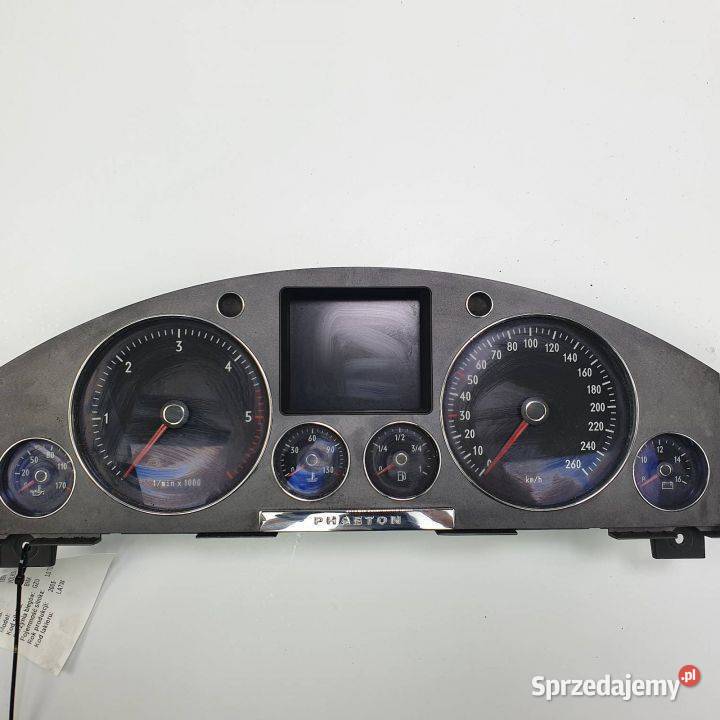 LICZNIK ZEGAR VOLKSWAGEN PHAETON 3D0920882F Lipno