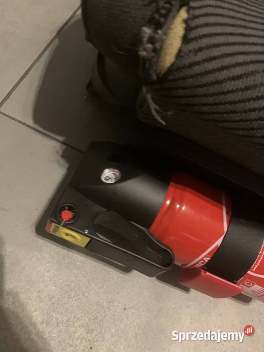 Gaśnica BMW e30 Gloria mocowanie rarytas Mocowania Poznań sprzedam