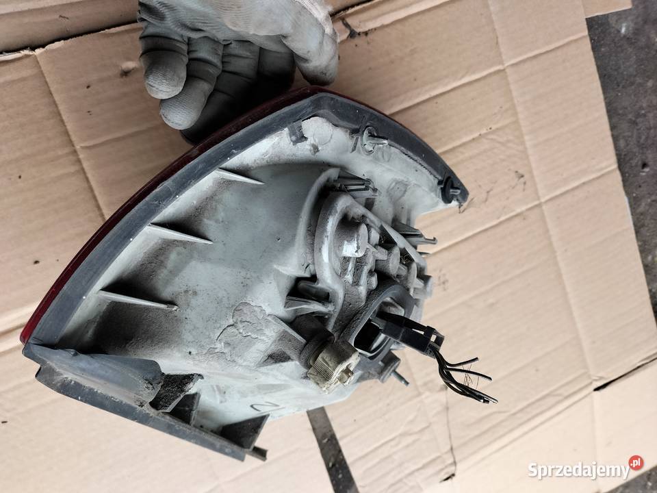 OPEL ASTRA G 2 LAMPA TYŁ TYLNA LEWA Kamień-Kolonia