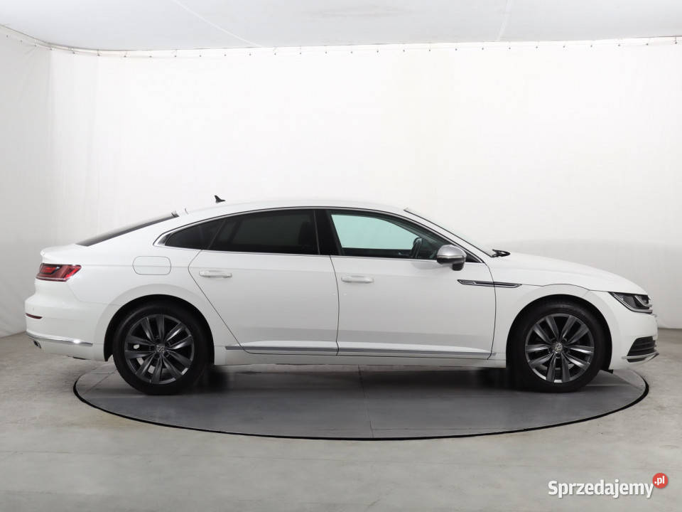 VW Arteon 20 TSI nieuszkodzony Katowice