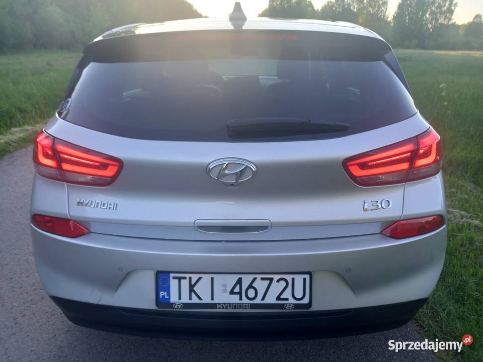 Hyundai i30 16 CRDI 136 FUL ORYGINAŁ SUPER gniazdo USB Samochody osobowe Mniów sprzedam