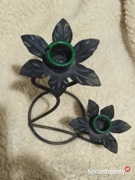 Świecznik metalowy na dwie świeczki