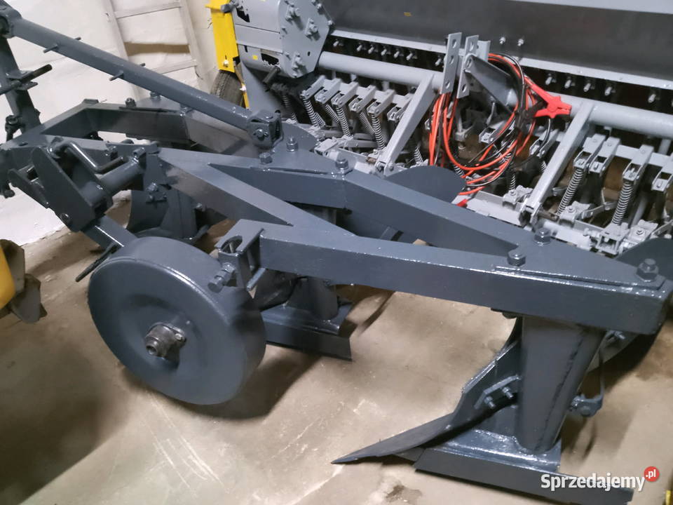 Pług 3 skibowy Golub-Dobrzyń