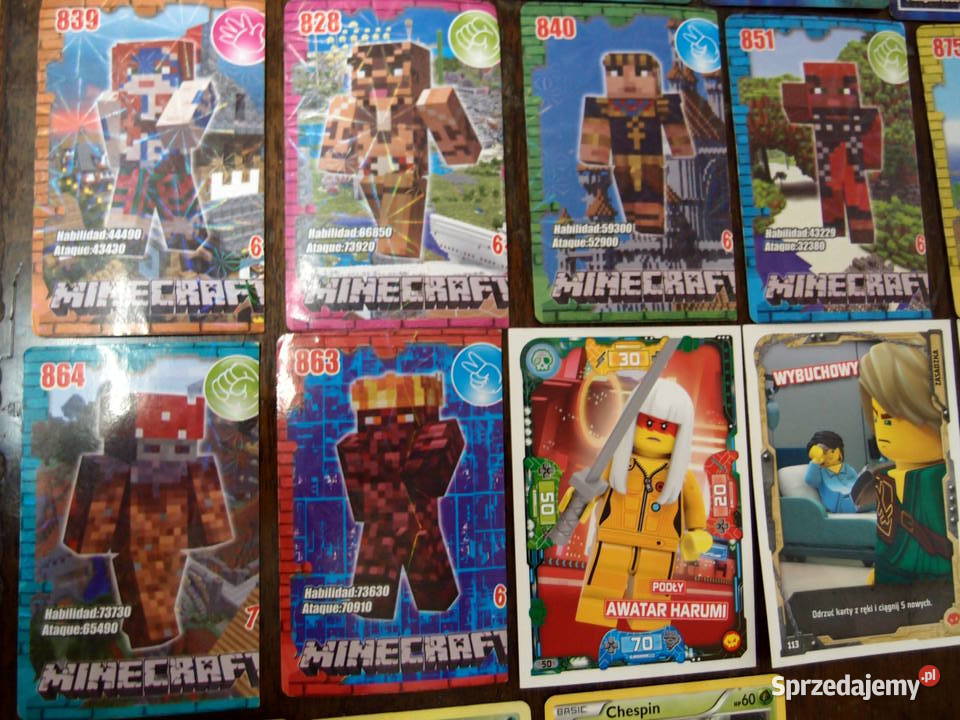 Kolekcja różnych kart Smurfs Minecraft Trolls Łódź