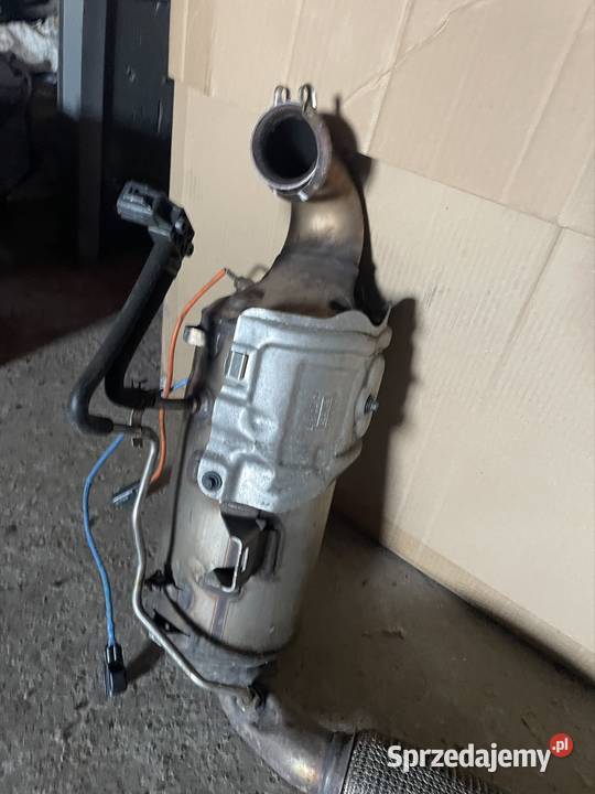 Volvo V40 15R 16 D2 115 katalizator DPF Sierpc