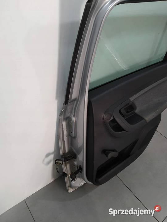 DRZWI PRAWE TYŁ KOMBI 9156 Skoda Fabia II świętokrzyskie