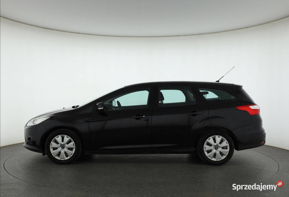 Ford Focus 16 i benzyna Piaseczno sprzedam