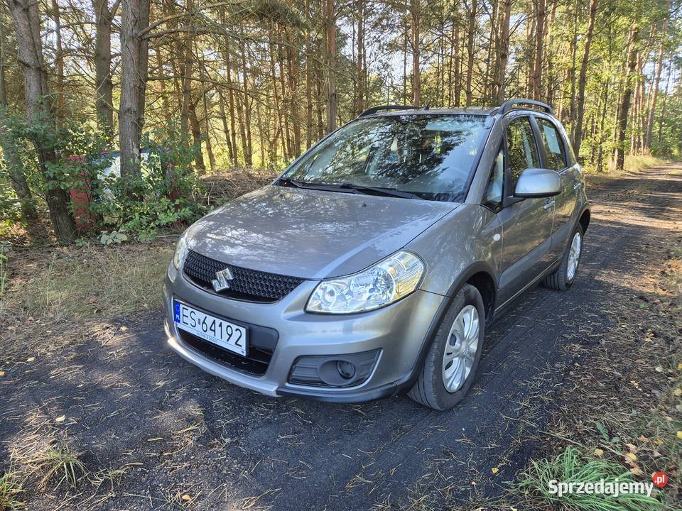 Suzuki SX4 16 Benzyna 120 4x4 130 przebiegu Rok produkcji 2009 Skierniewice