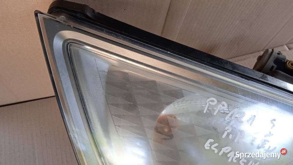 ESCAPE IV LAMPA PRZÓD PRAWA XENON SOCZEWKA EU Zbierkowo sprzedam