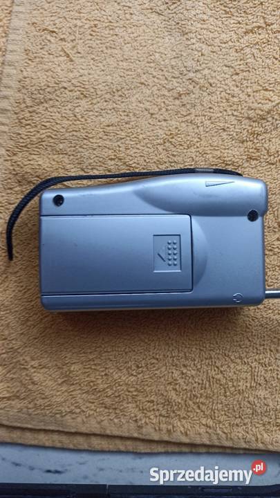 Sprzedam stare radyjko z latarką pasmo UHF Bytom sprzedam