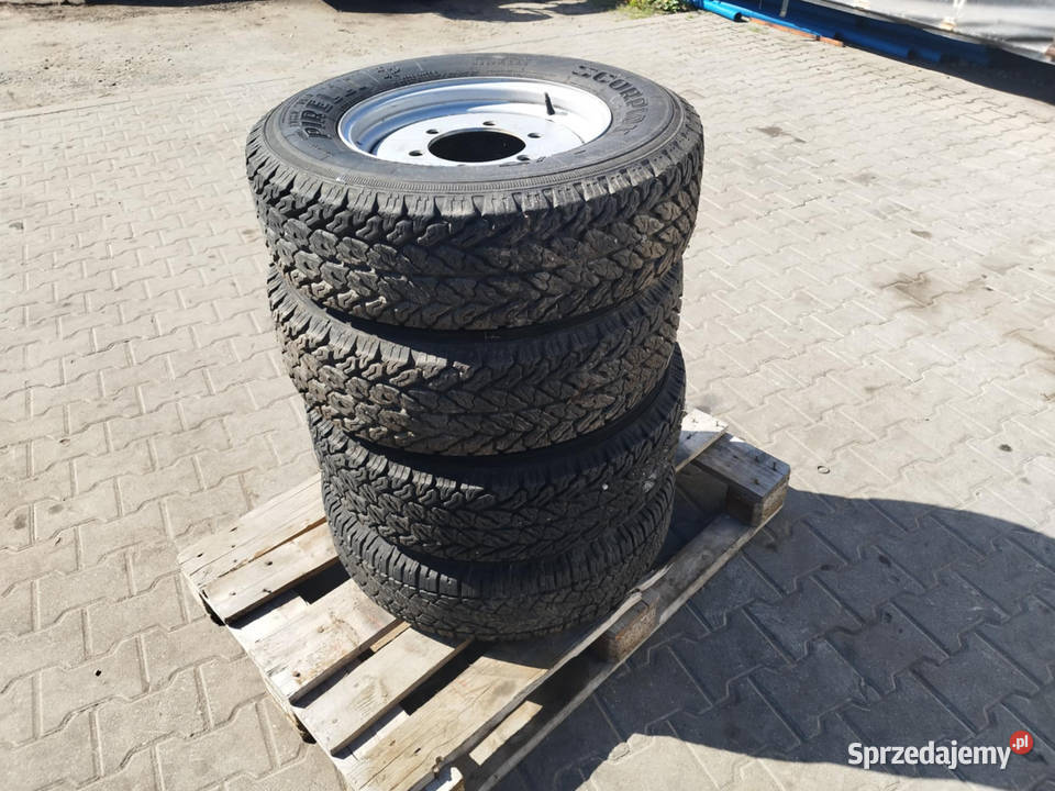 Felga Stalowa Mefro 6JX16H2 ET35 z oponami Strzyżew