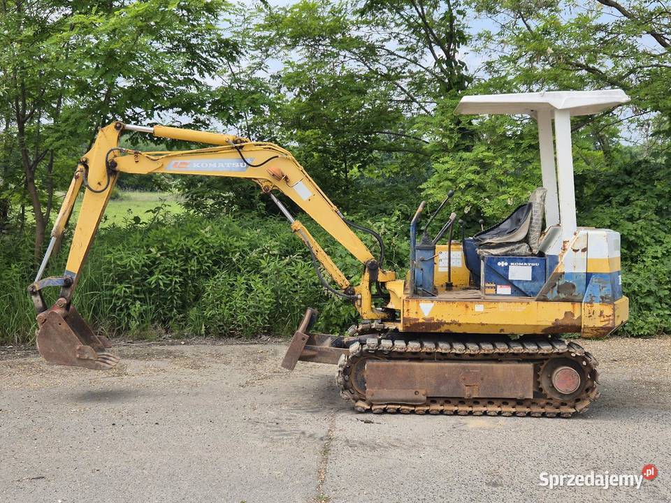 Koparka KOMATSU PC10 DIESEL 19 Małuszyn sprzedam