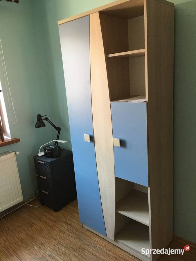Pojemna szafa komoda do pokoju dziecięcego z Wałbrzych sprzedam