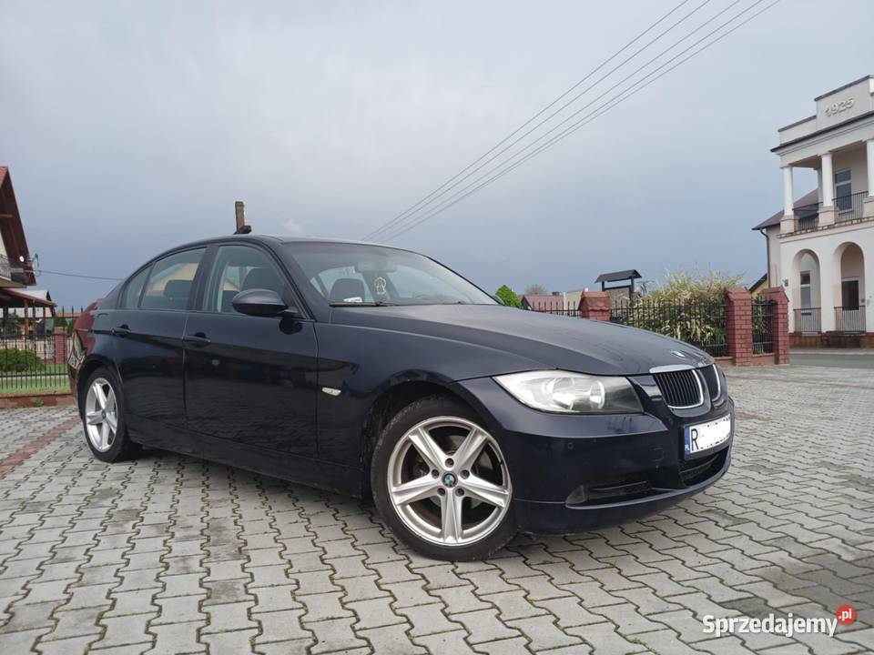 BMW e90 320iGAZ Navigacja Manualna Skrzynia nieuszkodzony Przeworsk sprzedam