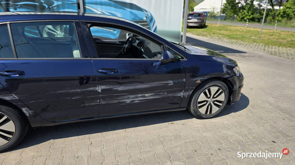 Volkswagen Golf VII 2012 uszkodzony