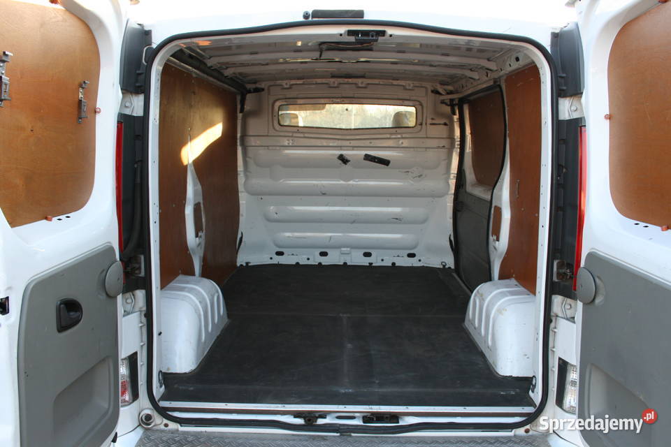 RENAULT TRAFIC Vivaro L1H1 20 DCI KLIMA prywatna Kłobuck