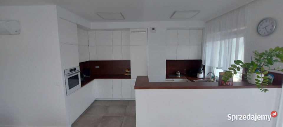 Centrum Międzylesia 4 pokoje 86 m SKM winda Warszawa