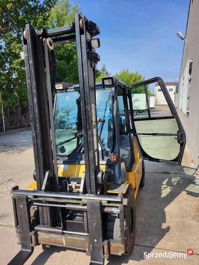 WÓZEK WIDŁOWY CATERPILLAR GP50K Toruń