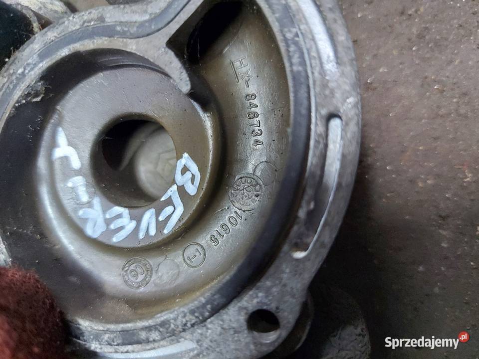 Piaggio Beverly 125 pompa wody obudowa pompy Pokrywy i osłony silnika