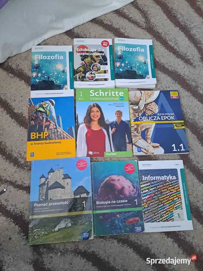 Sprzedam podręczniki klasy 1 technikum liceum