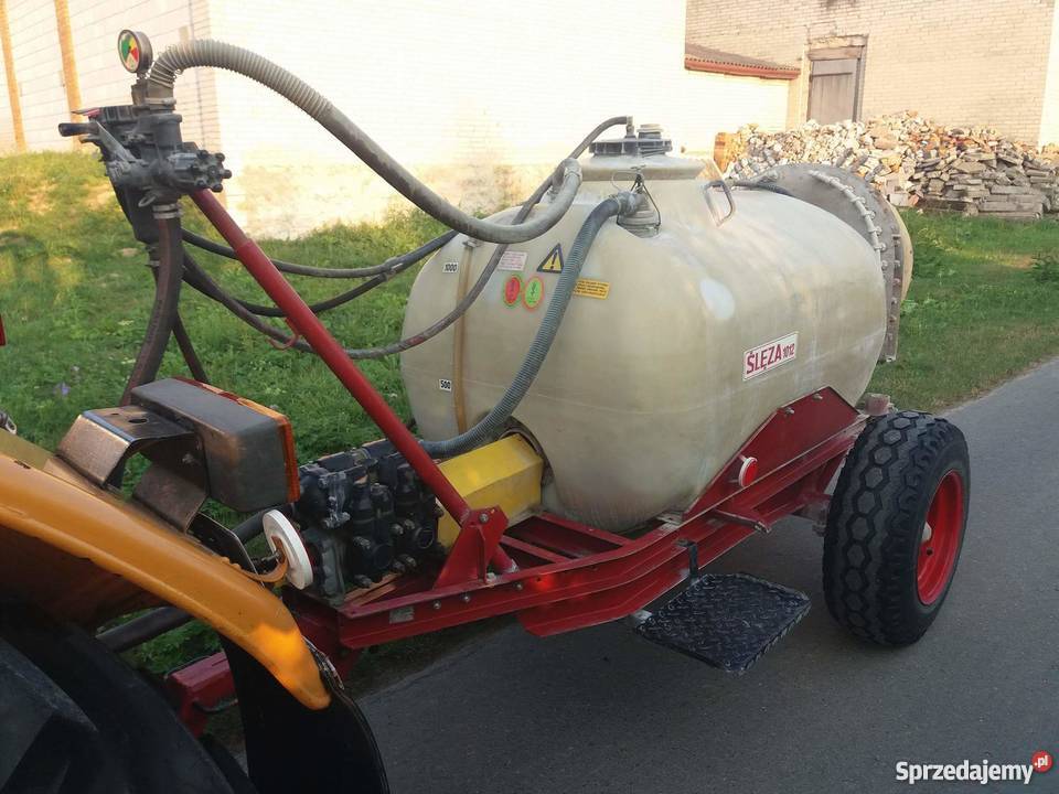 Sprzedam Opryskiwacz sadowniczy 1000l nieuszkodzony Kleczanów