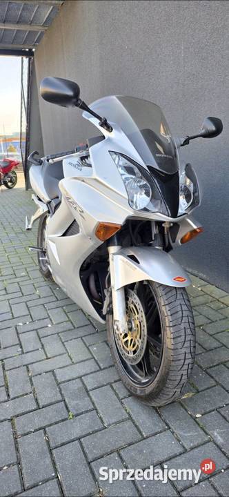 Honda vfr 800 vtec rc46 turystyczny Wróblew