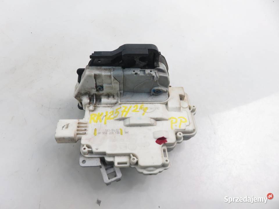 ZAMEK PRAWY PRZEDNI AUDI A4 B7 8E1837016AB osobowe małopolskie