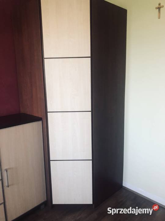 Sprzedam pojemną szafę na odzież Bolesławiec