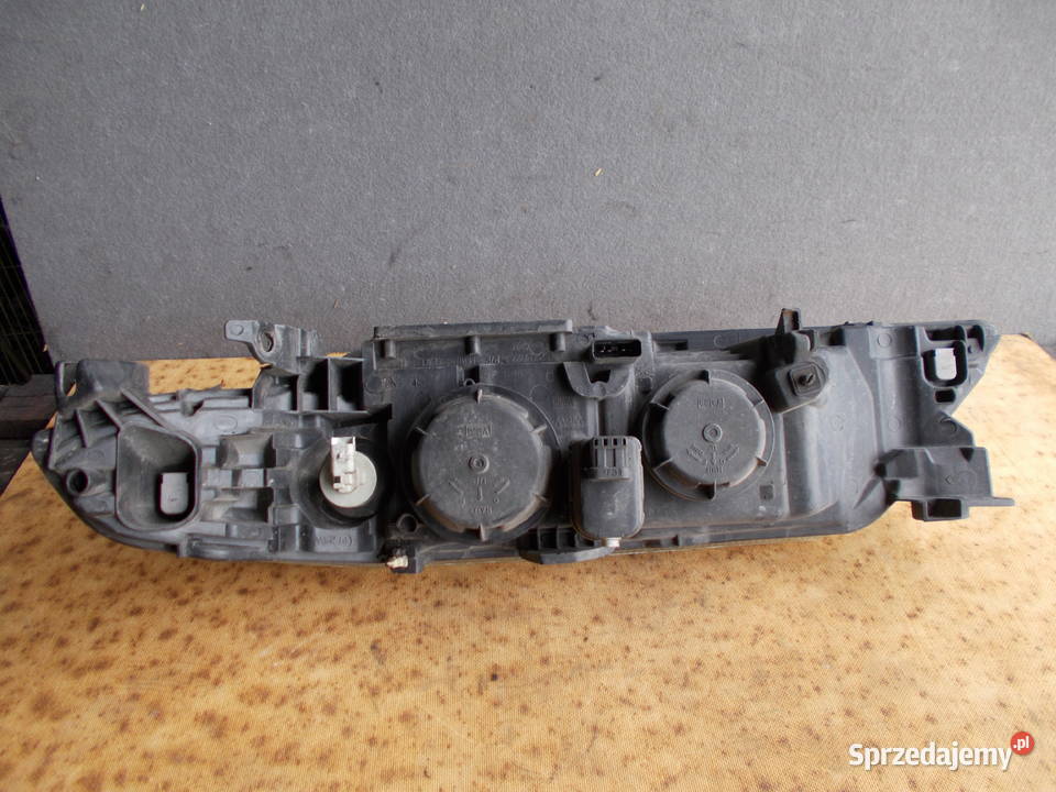 renault LAGUNA 2 02r 18 16v lampa lewa prawa lubelskie Zamość