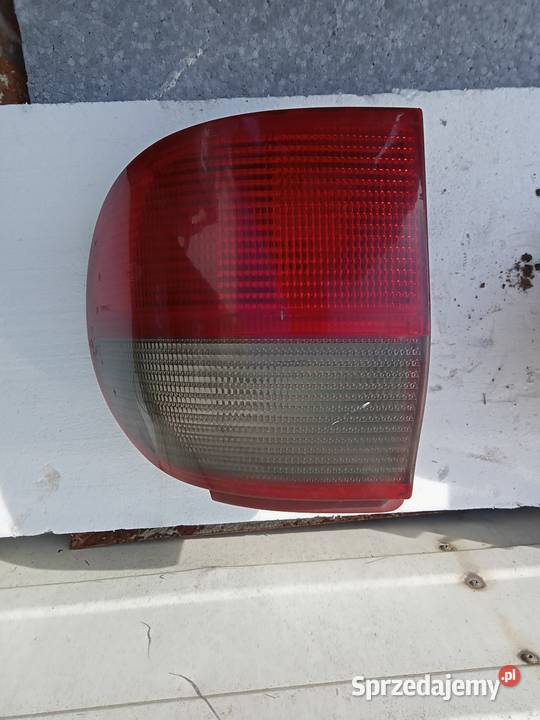 Lampa tył VW Sharan prawa Oświetlenie Grudziądz