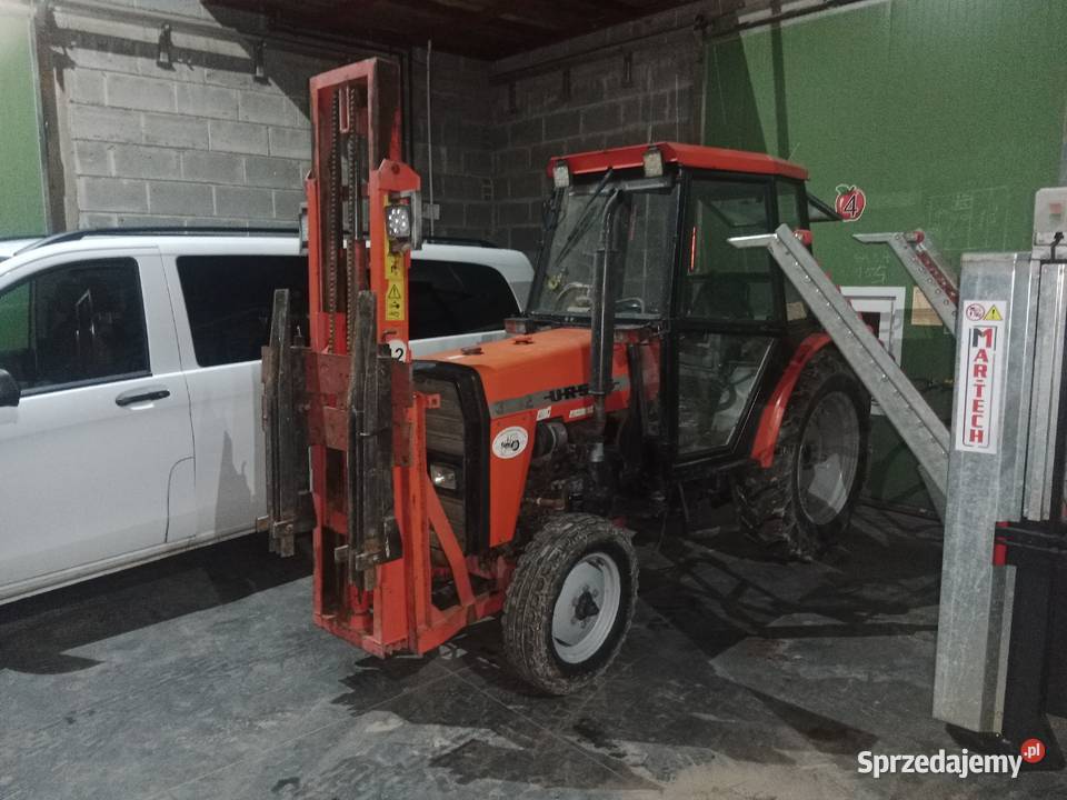 Sprzedam podnośnik maszt do ciągnika ursus 3502 Jasieniec sprzedam