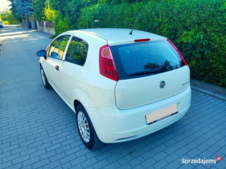 Śliczny Fiat Grande Punto 12 Benzyna Biała Nyska