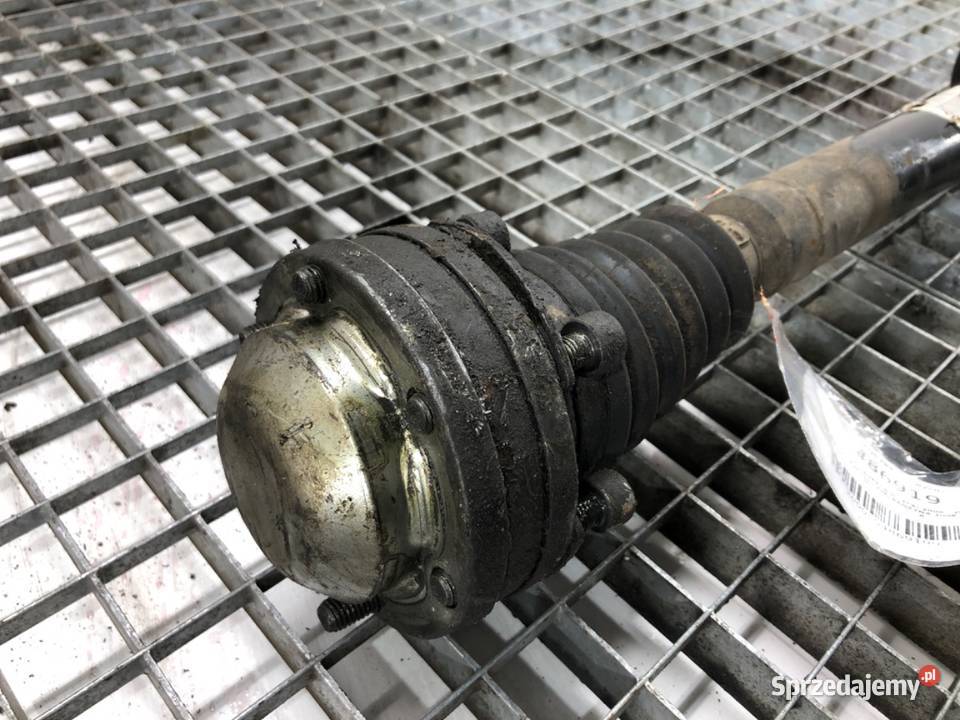 PÓŁOŚ PRAWY PRZÓD SKODA SUPERB II 36 260 0815 osobowe