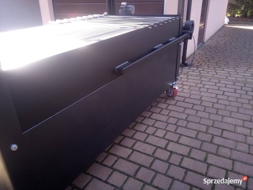 Gastronomiczny grill cateringowy węglowy Grillowanie Damasławek