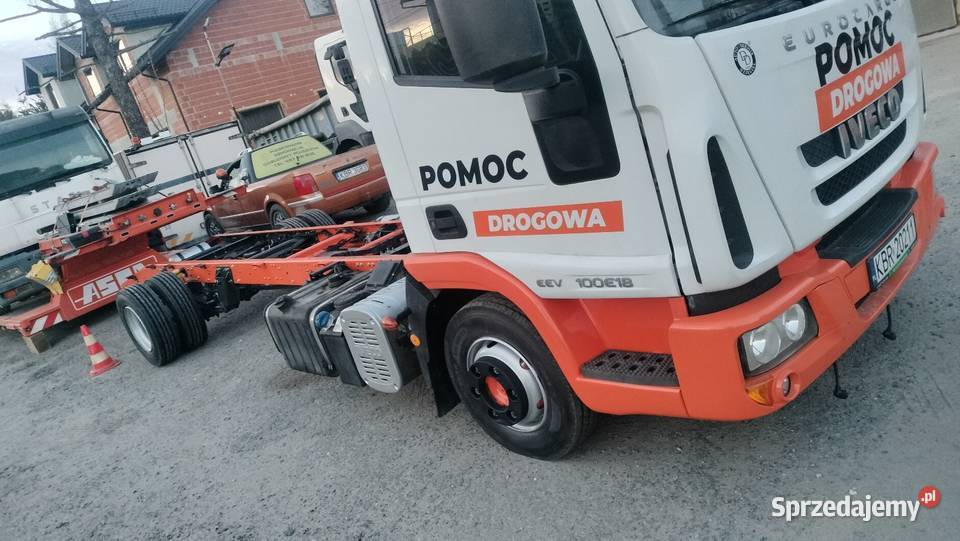 Iveco 100e18 auto laweta pomoc drogowa specjalny Iwkowa