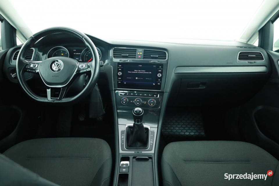 VW Golf 16 TDI biały Piaseczno
