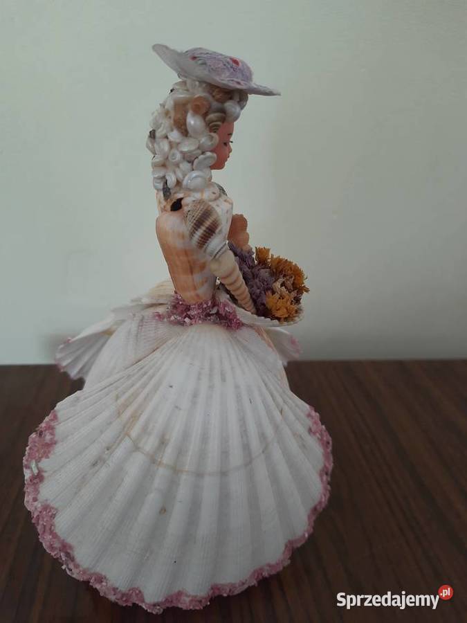 Kobieta figura wykonana z muszli Morąg sprzedam