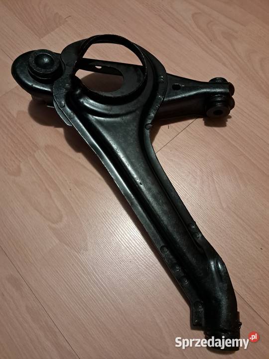 Wachacz górny lewy Fiat 125p