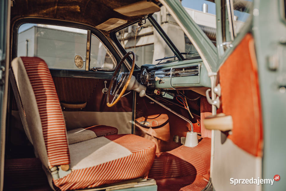 Volvo 444 z 1951 roku kierunki na dachu wycena Pozostałe Zgierz
