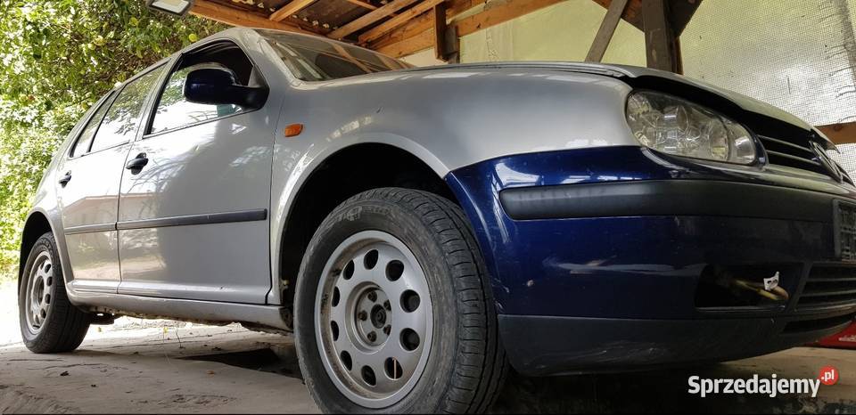 Volkswagen Golf 4 zderzak przedni przód Kraśnik sprzedam