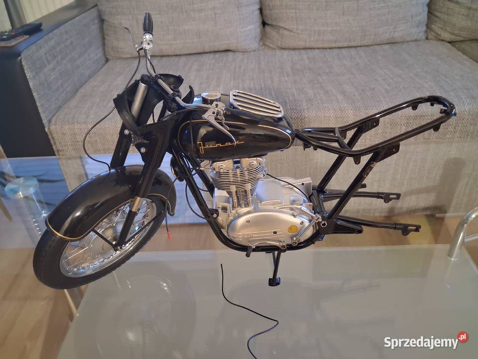MODEL JUNAKA DO SKOŃCZENIA Warszawa sprzedam