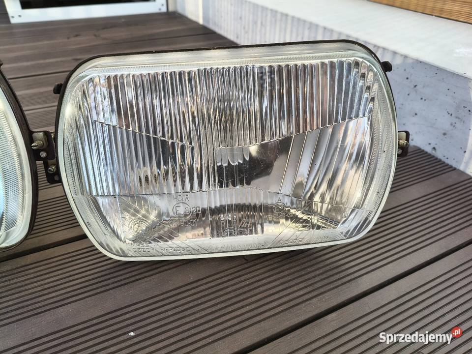 Lampa przód Skoda 105 120 owalna Lewa Gdańsk