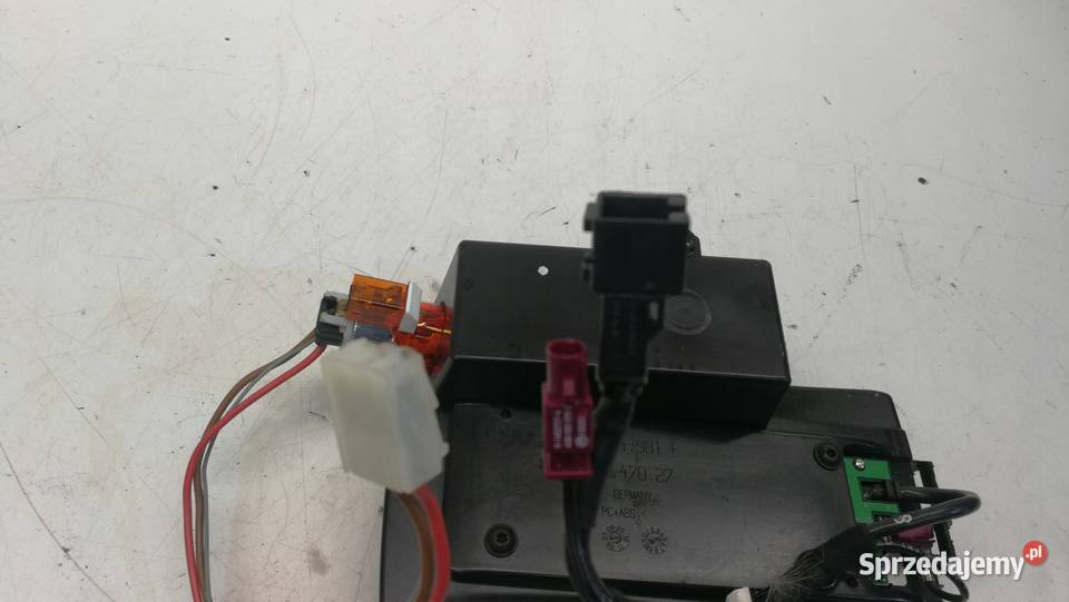 SCHOWEK ZAPALNICZKA TELEFON AUDI A4 A5 Przystajń