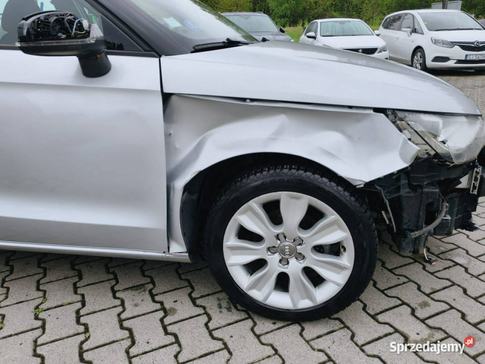 Audi A1 Sportback 12 tsi benzyna 86 nawigacja benzyna A1 A1 Kęty
