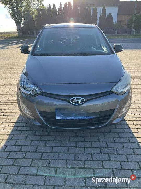 Hyundai i20 2014 r 11 crdi mały przebieg zadbany poduszka powietrzna Tuchola