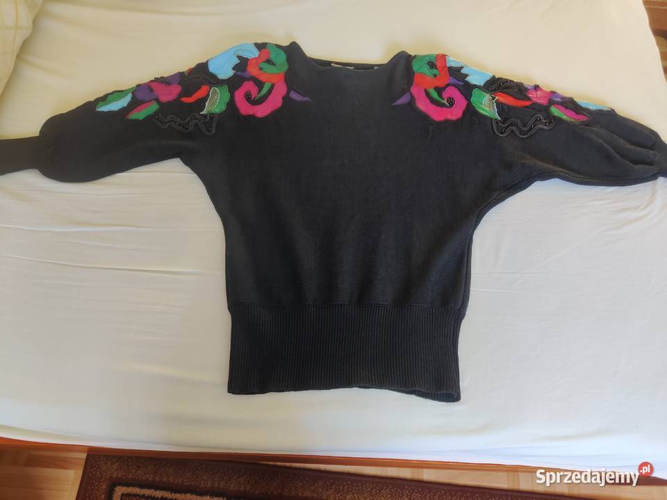 Sweter vintage z aplikacjami Rozmiar 38(M) Odzież damska śląskie Myszków