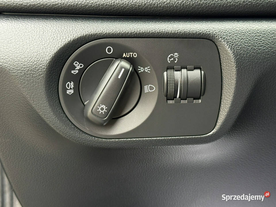 Audi Q3 20TDi 150 czujnik zmierzchu Q3 Audi Węgrów